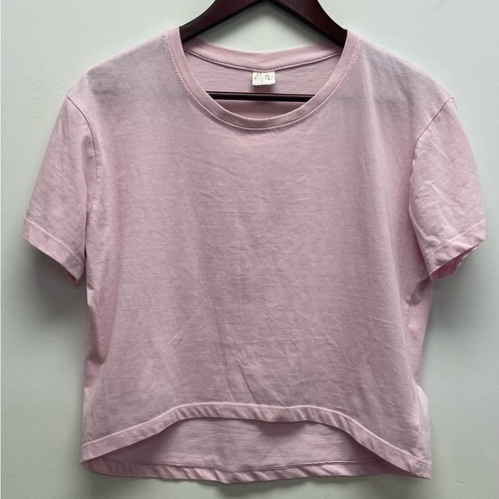 4 for $25 🌸 Daybreak Soft Pink Cropped Tee 🌸